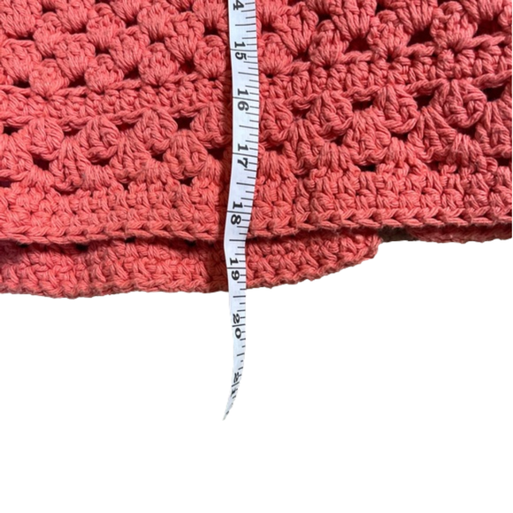 VINTAGE Hand Knit Open Weave Coral Pink Button Up Cardigan with Crochet Flowers - Picture 7 of 8